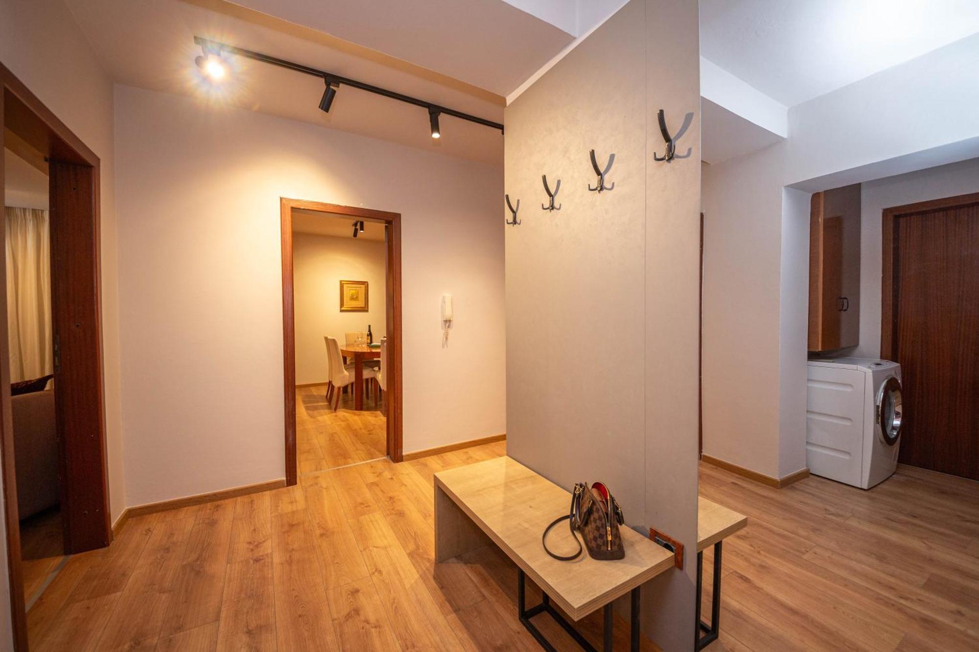 Blloku Unique Apartments 3 Τίρανα Εξωτερικό φωτογραφία
