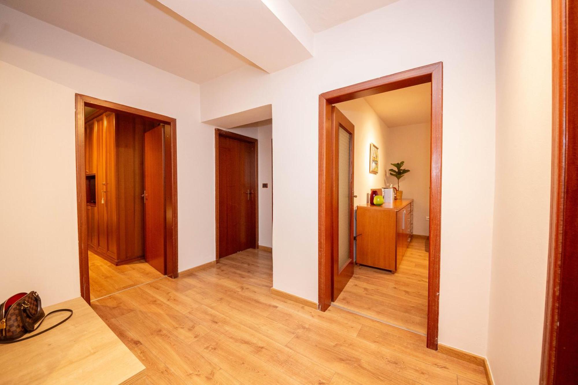 Blloku Unique Apartments 3 Τίρανα Εξωτερικό φωτογραφία