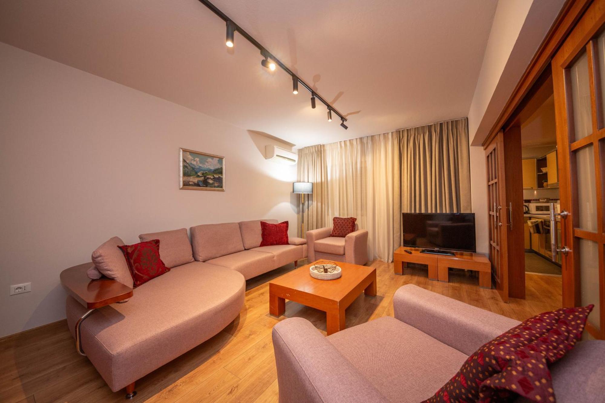 Blloku Unique Apartments 3 Τίρανα Εξωτερικό φωτογραφία