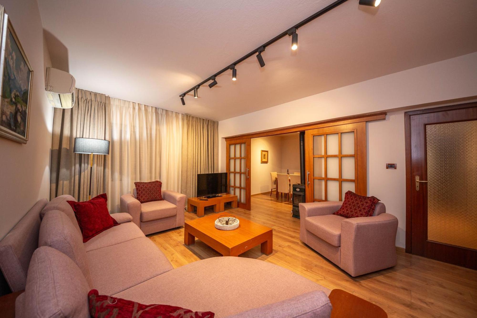 Blloku Unique Apartments 3 Τίρανα Εξωτερικό φωτογραφία